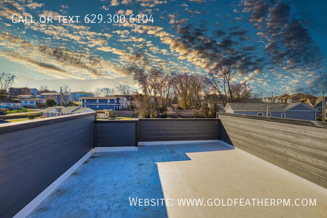 Photo - 2144 18th Avenue N