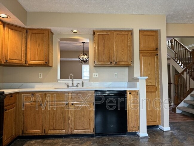 12744 Wedgedale Ct