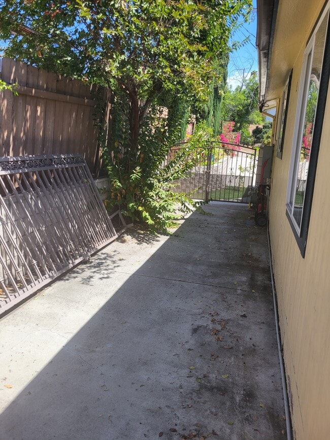 Photo - 3952 N Granada Ave