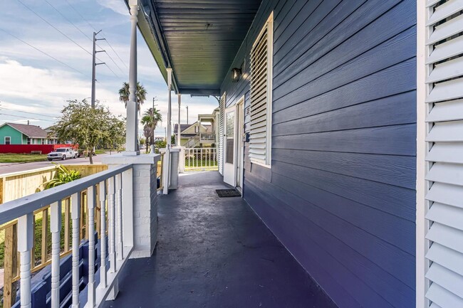 Photo - 3913 Avenue H