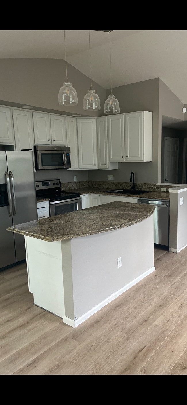 Photo - 2027 Grays Peak Dr