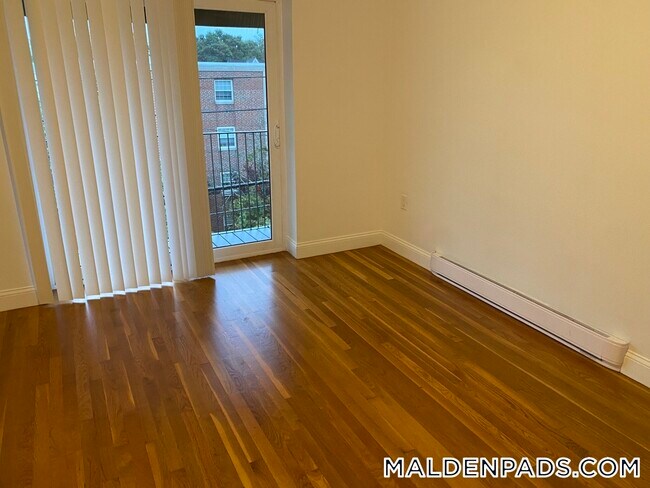 Photo - 134 Summer St Unidad 45