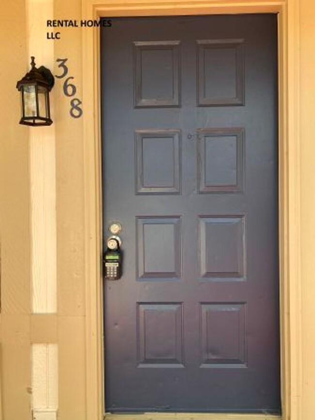 Condo in quiet subdivision with lots of pr... - Condo in quiet subdivision with lots of pr...