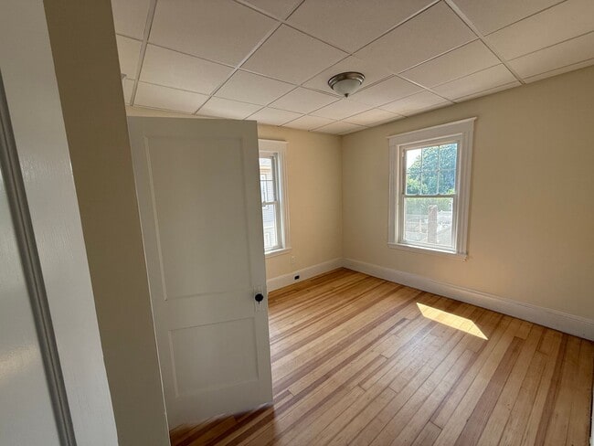 Photo - 675 Humphrey St Unit #2