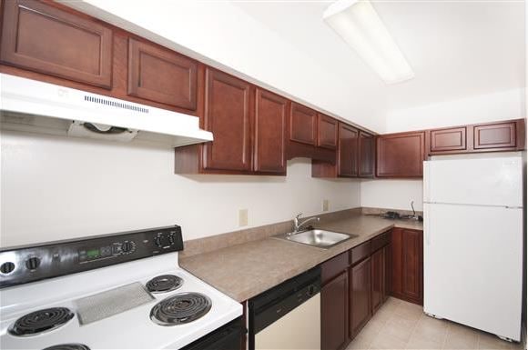 Photo - Chateau Terrace Apartments