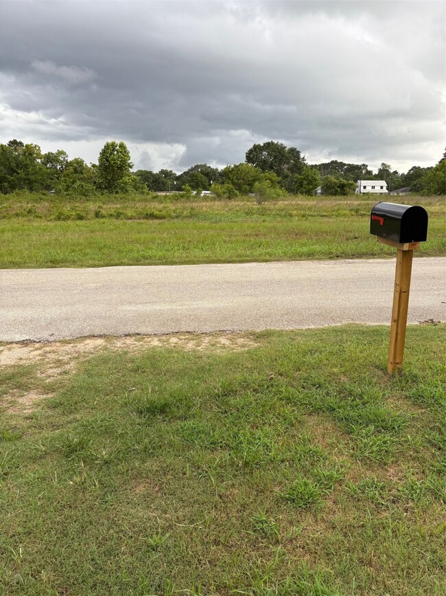 Photo - 626 Front St