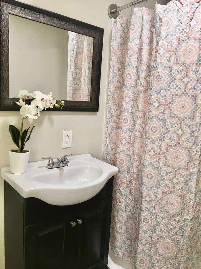 Photo - 3 Bedroom House! Coming soon!