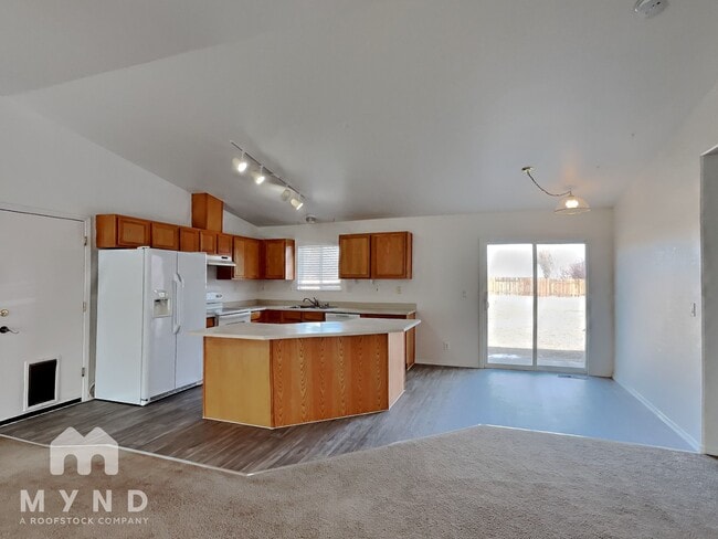 Photo - 1473 Kinglet Dr