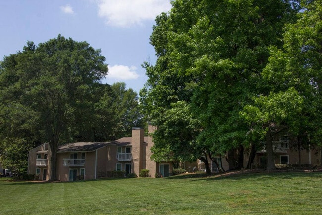 Chimneys Apartments