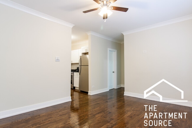 Photo - 648 W Roscoe St Unit 2N