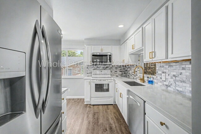 Photo - 3404 S Clinton Ct
