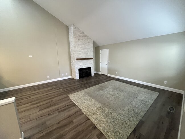 12564 W 1st Pl Unidad -