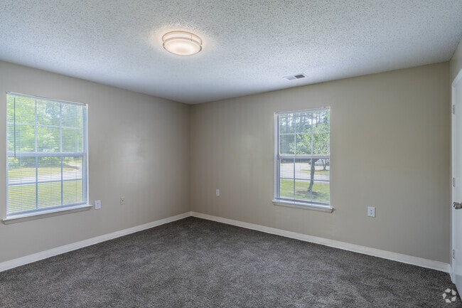 2BR, 2BA - Bedroom - Forest Pine Apartments