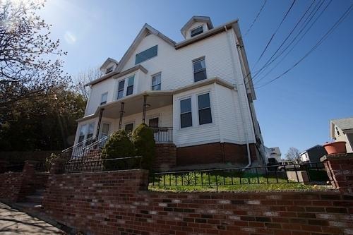 Photo - 3 bedroom in Somerville MA