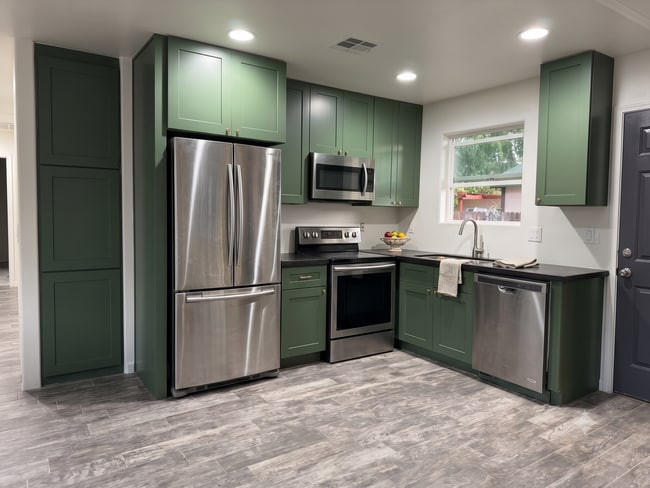 Building Photo - 2BR in the Heart of the Coronado Historic District — Steps from Local Dining & Downtown Phoenix