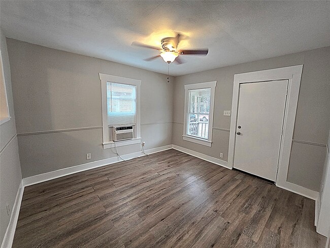 Photo - 2816 St Emanuel St