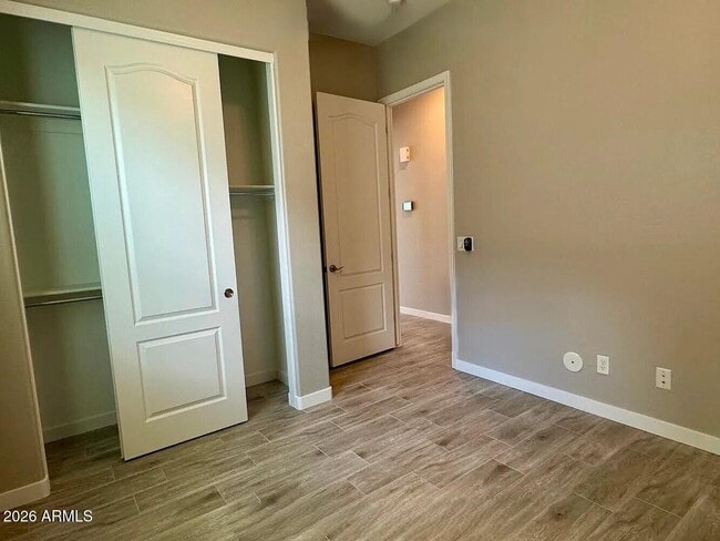 Photo - 1433 E Lovebird Ln