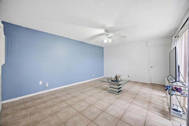 Photo - 4102 Waterview Cir