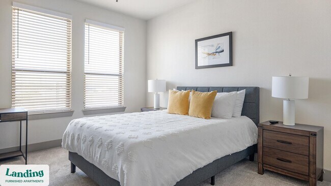 Photo - 12500 Shadowglen Trce Unit 8307