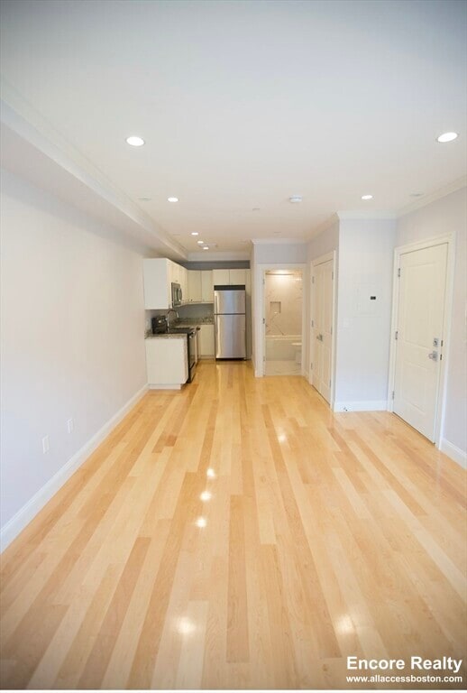 Photo - 296 Beacon St Unit #3