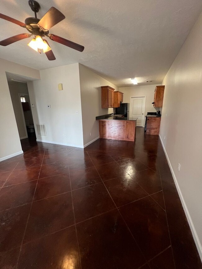 Photo - 3705 Kirkman St