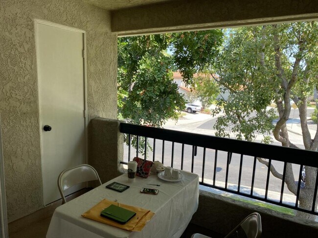 Photo - 10894 Aderman Ave