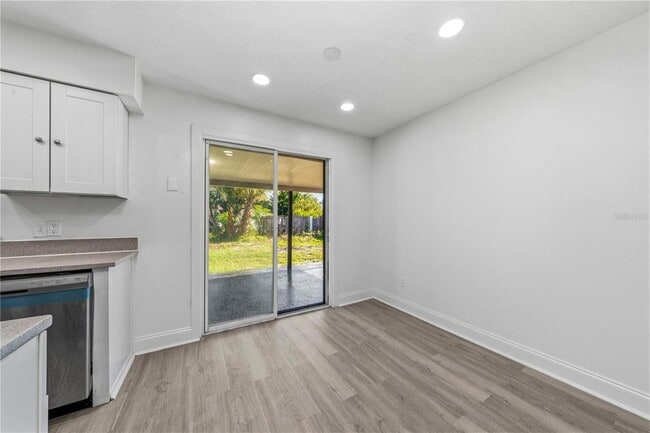 Photo - 618 Jupiter Way
