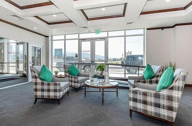 SMC - Leasing Office 2