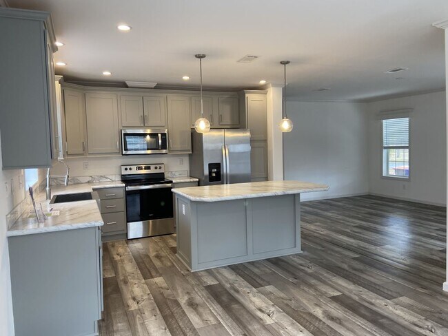 Photo - 102 Congress St