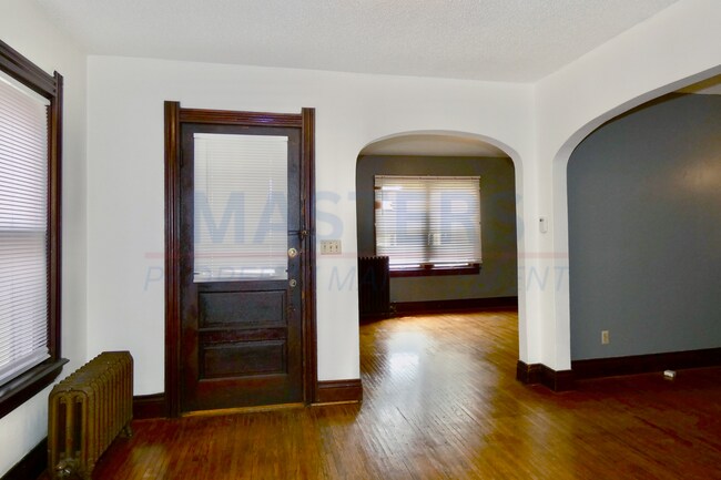 Photo - 1506 South Ave