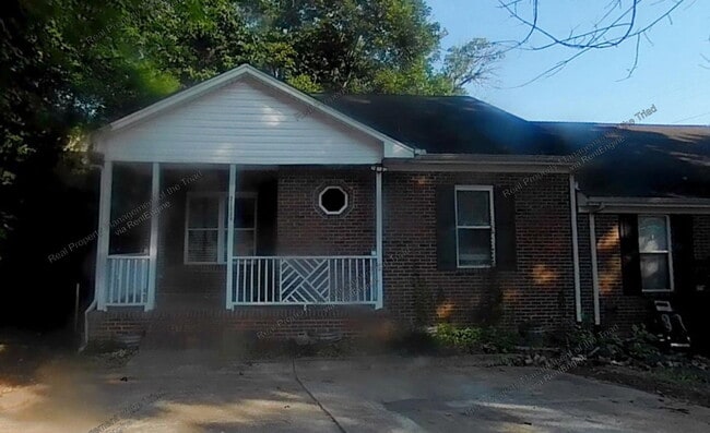 Building Photo - 2200A Eider Ct