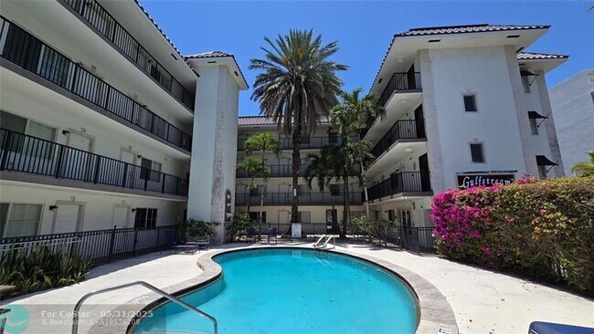 Photo - 924 SE 2nd St Unit 25