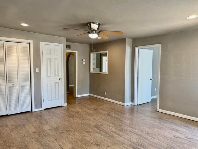 Photo - 4818 36th St