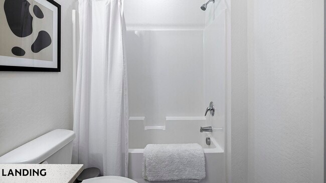 Photo - 2323 N 150th Dr Unidad D-2048