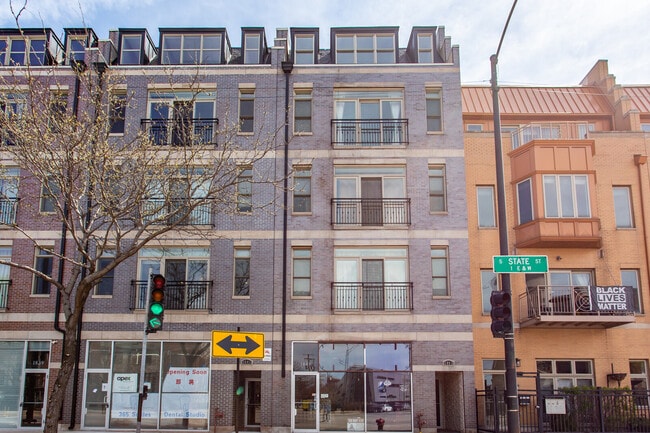 Building Photo - 1845 S State St Unit 4