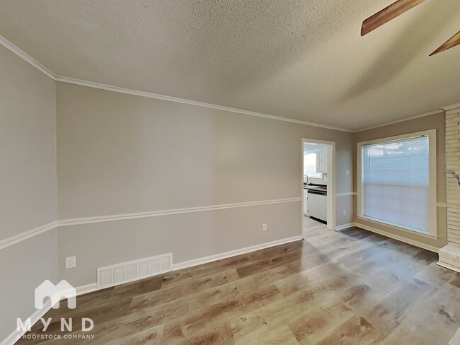 Photo - 2010 Adney Gap Dr