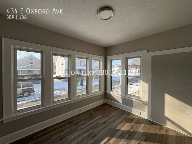 Photo - Three bedroom one bathroom apartment for rent