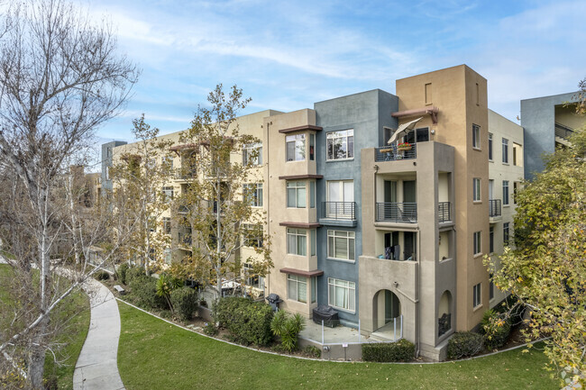 Photo - The Lido Apartments