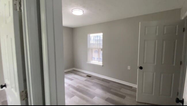 Photo - 403 Elm St NW