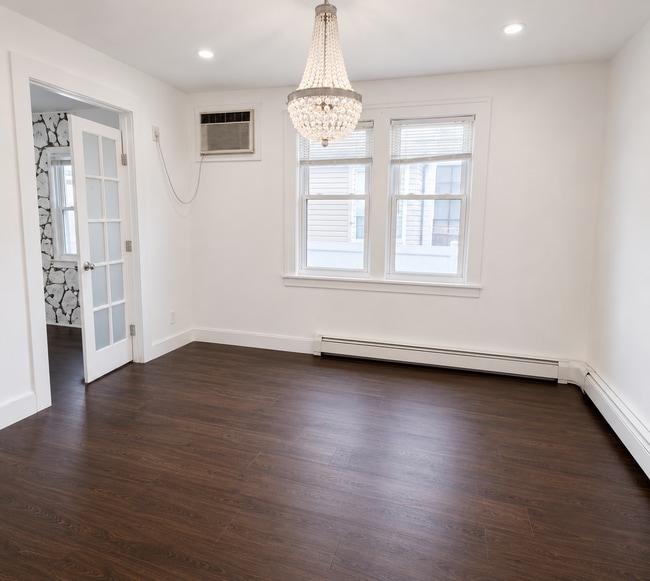 Photo - 343 W 3rd Ave