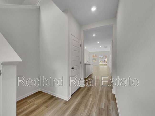 Photo - 1665 Manuka Ln