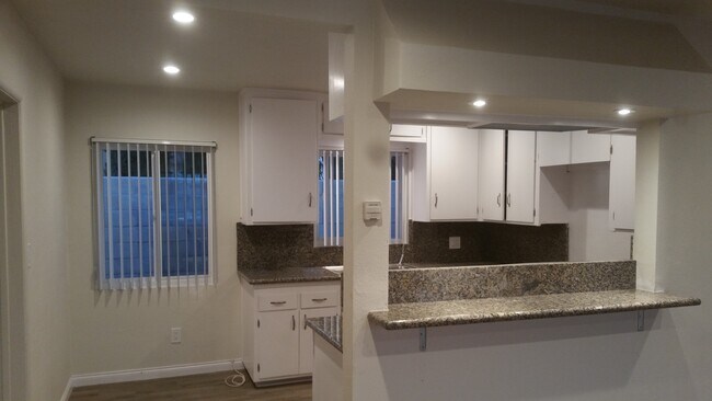 Cocina - 25452 Cole St Unidad Cole Street