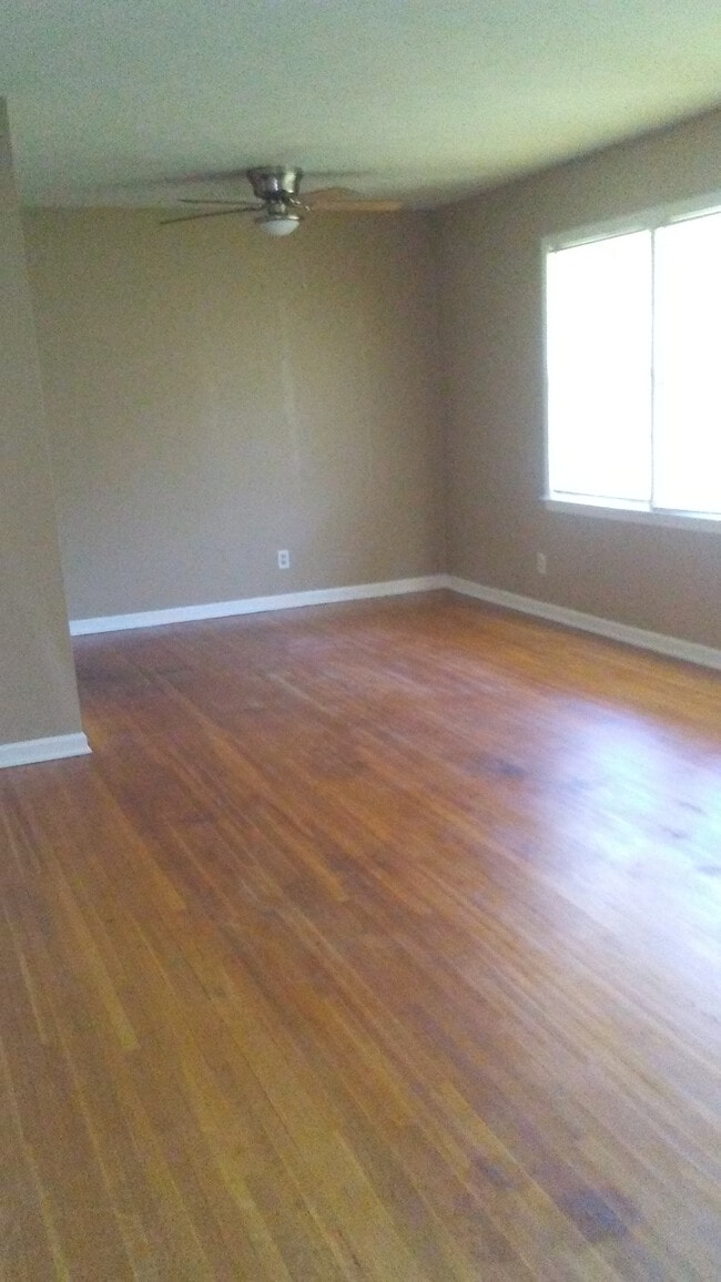 Photo - 4611 Boeingshire Dr