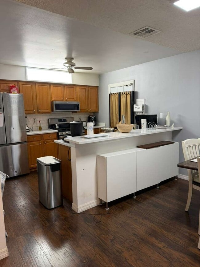 Photo - 10137 Donhill Ct