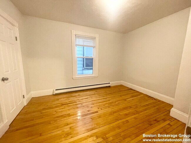 Photo - 22 Howell St Unit 1