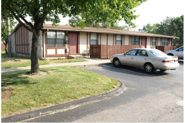 The Flats of Troy & PBMM Properties - The Flats of Troy & PBMM Properties Apartments