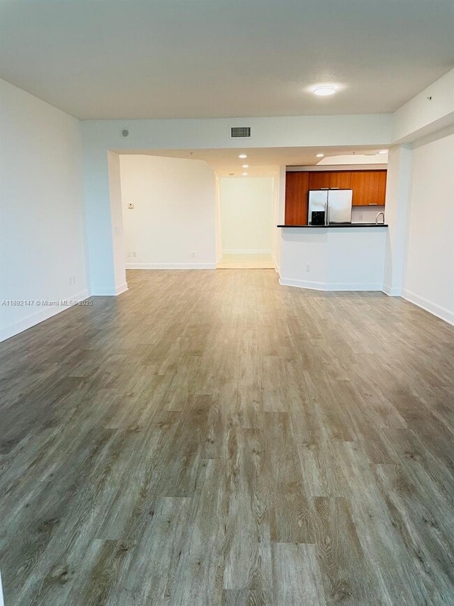 Photo - 14951 Royal Oaks Ln Unidad 604