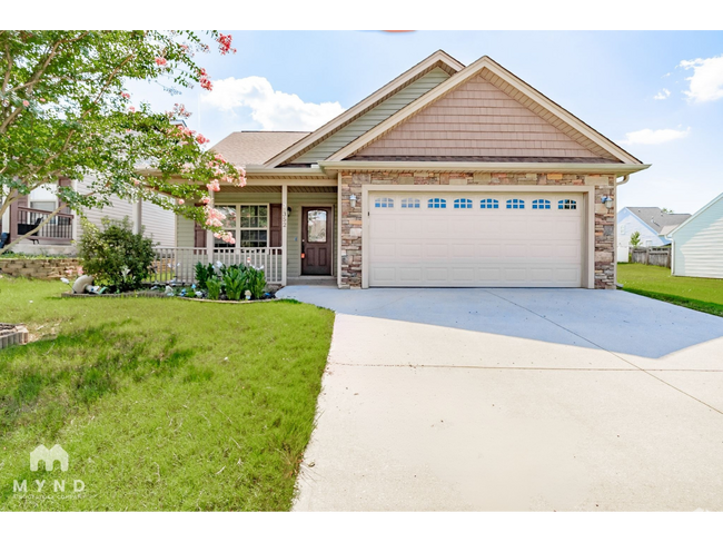 Building Photo - 352 Robin Helton Dr Rental