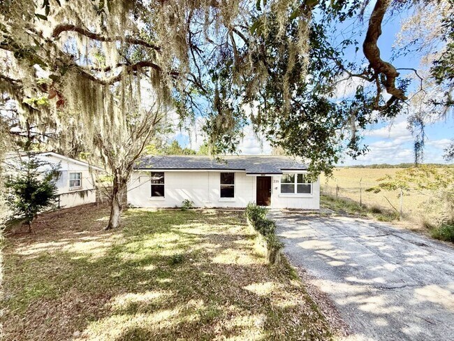 Building Photo - 235 W Northside Dr