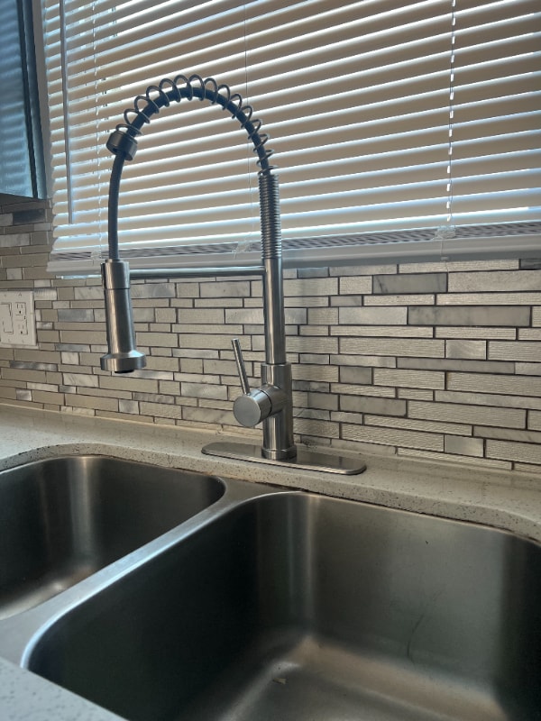 Photo - 904 E la Cantera Ave